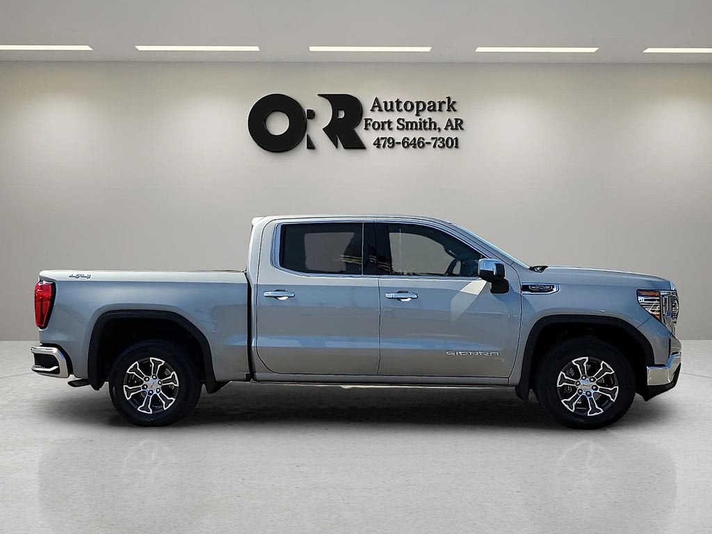 2025 GMC Sierra 1500 SLT