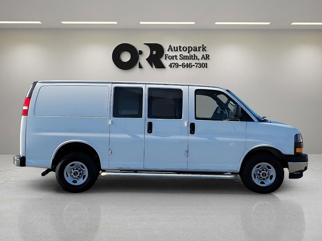 2024 GMC Savana Cargo 2500 Work Van