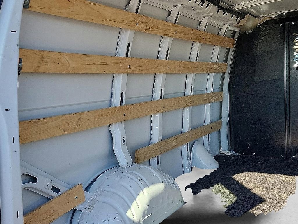 2024 GMC Savana Cargo 2500 Work Van