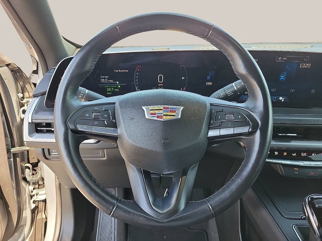 2025 Cadillac XT4 Premium Luxury