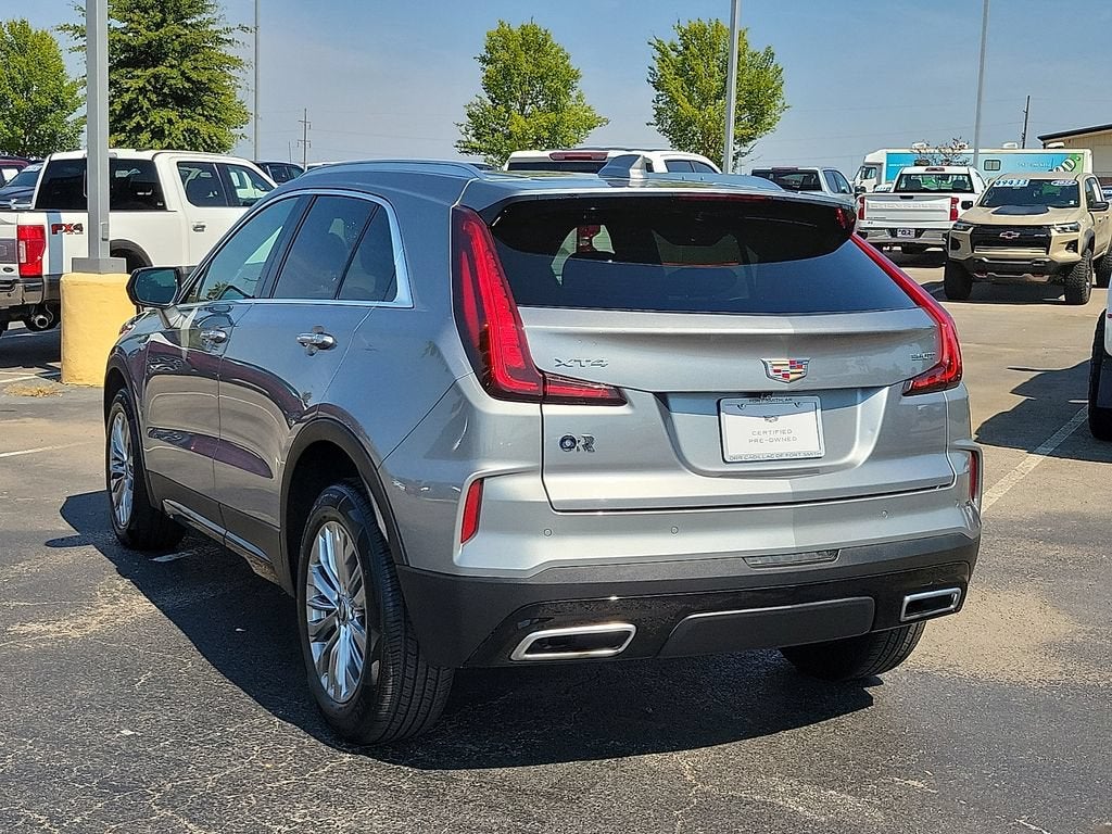 2025 Cadillac XT4 Premium Luxury