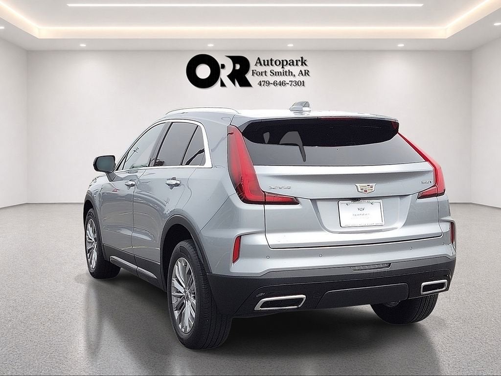 2025 Cadillac XT4 Premium Luxury