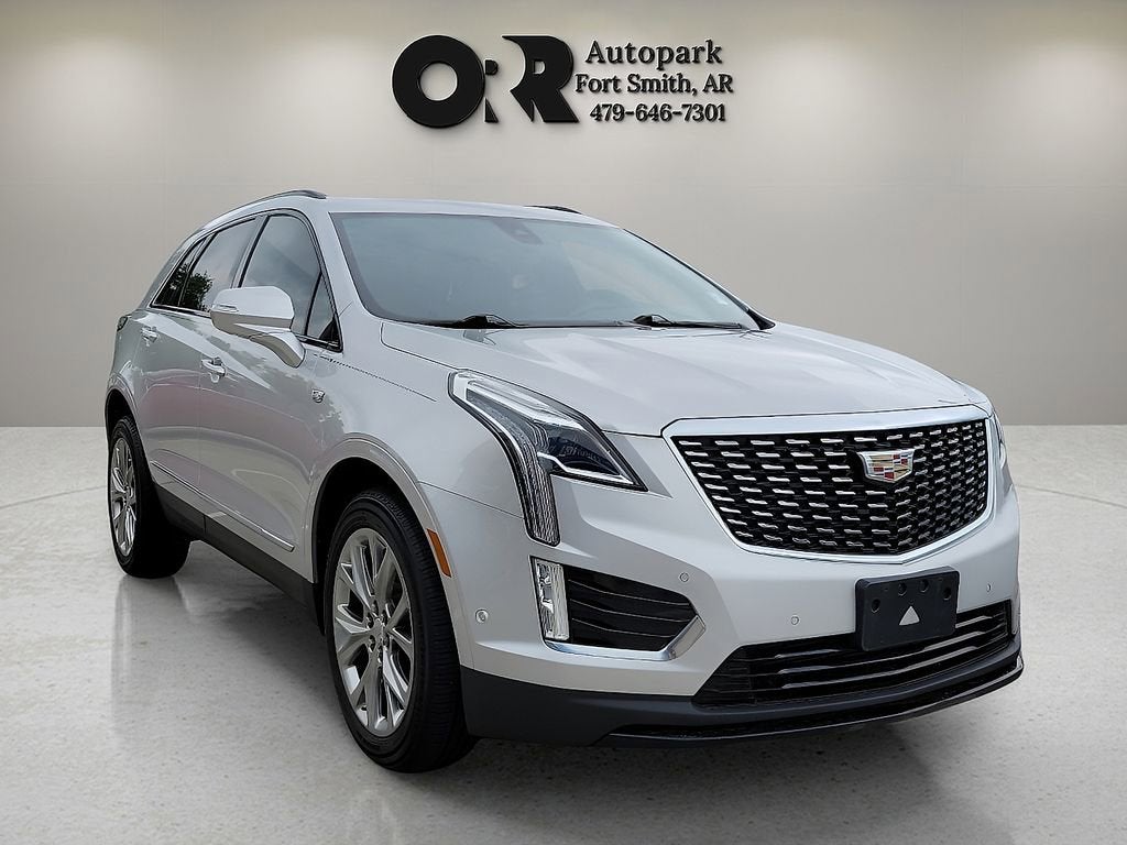 2020 Cadillac XT5 Sport