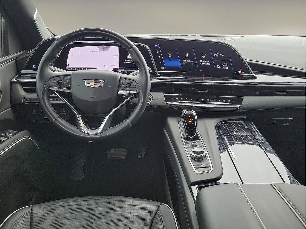 2022 Cadillac Escalade Sport