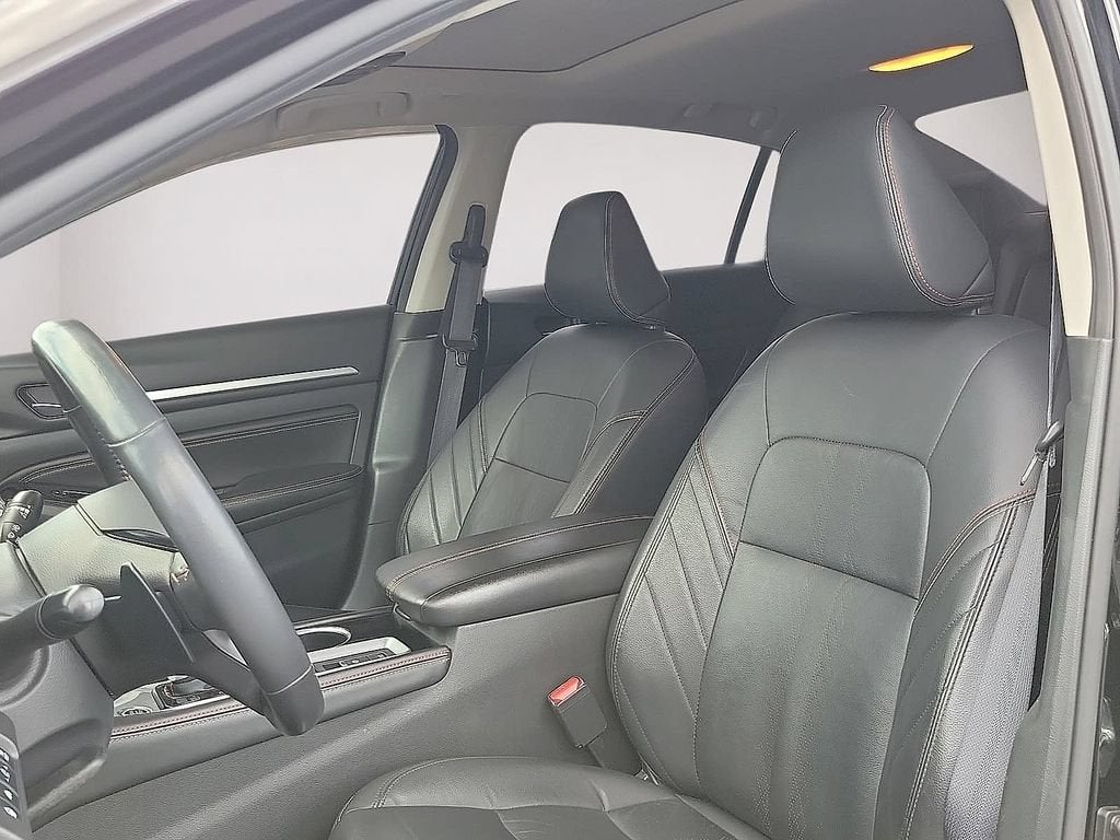 2023 Nissan Altima 2.0 SR
