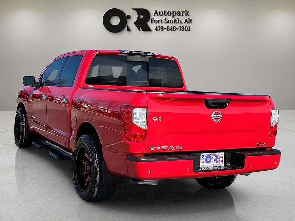 2021 Nissan Titan SV