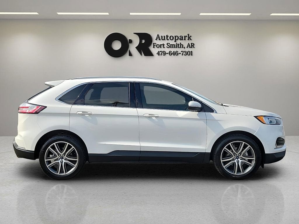 2020 Ford Edge Titanium