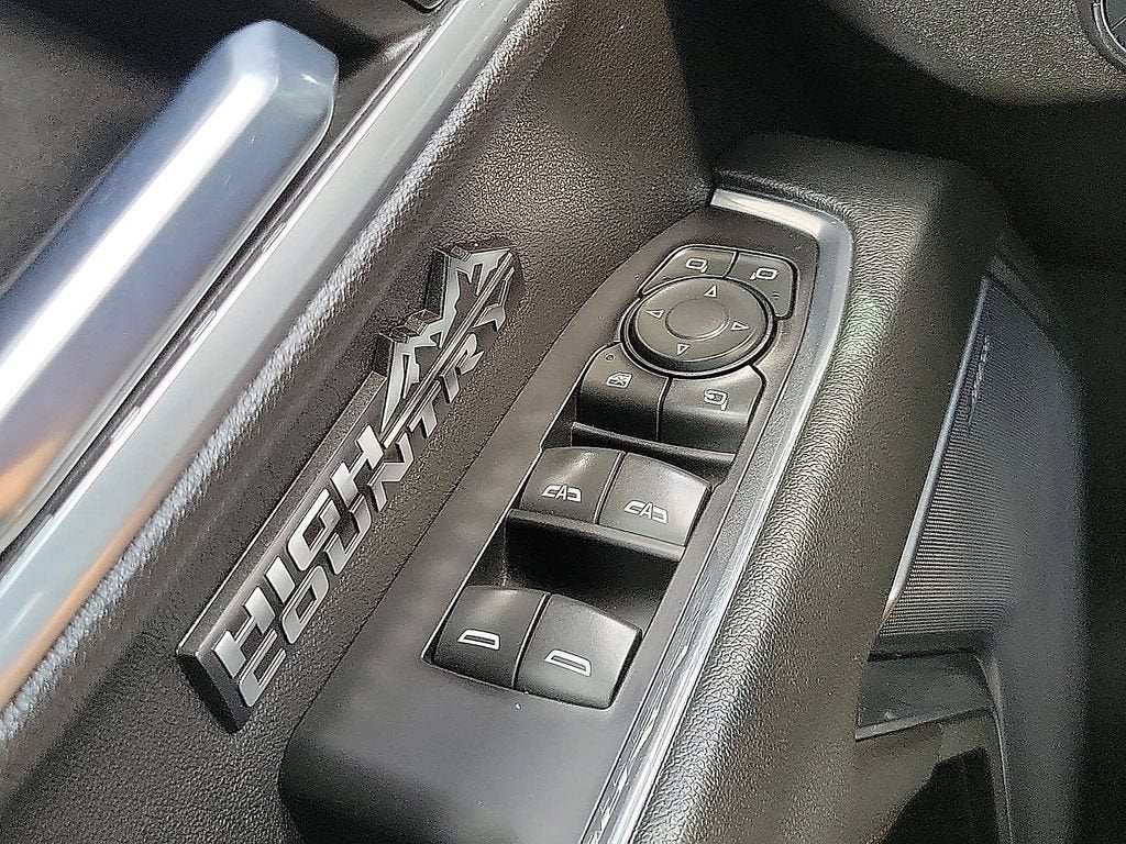 2022 Chevrolet Silverado 1500 High Country