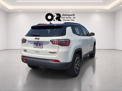 2025 Jeep Compass Trailhawk
