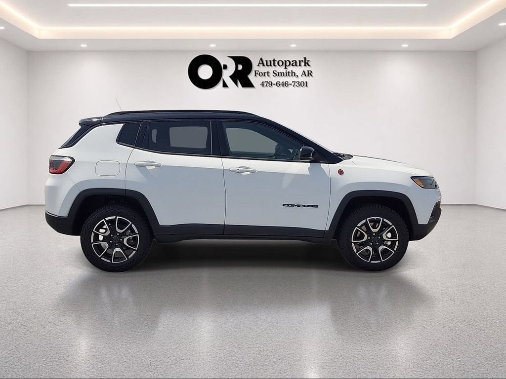 2025 Jeep Compass Trailhawk