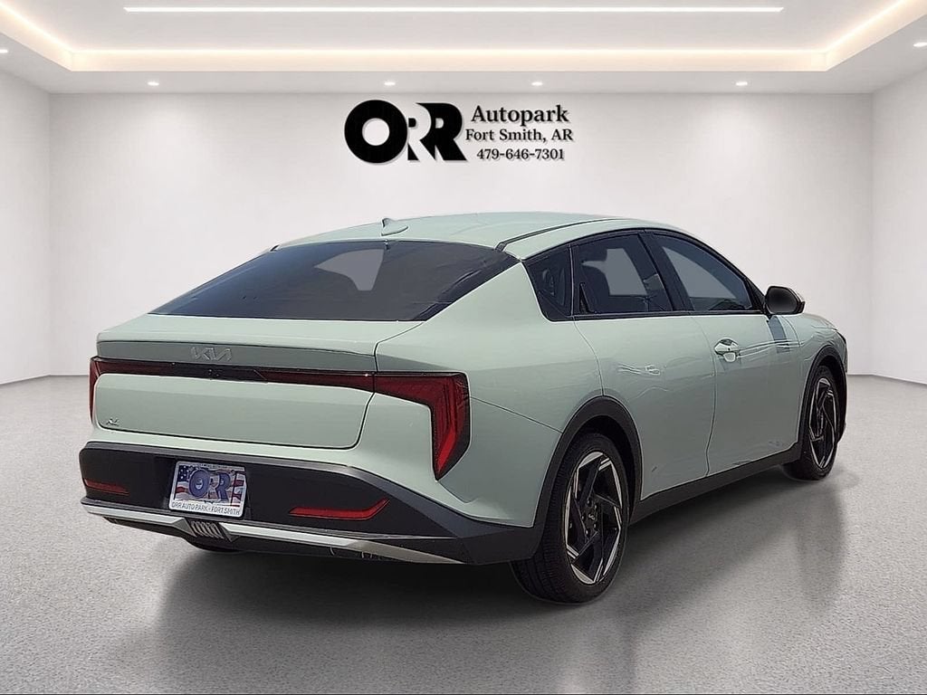 2025 Kia K4 EX