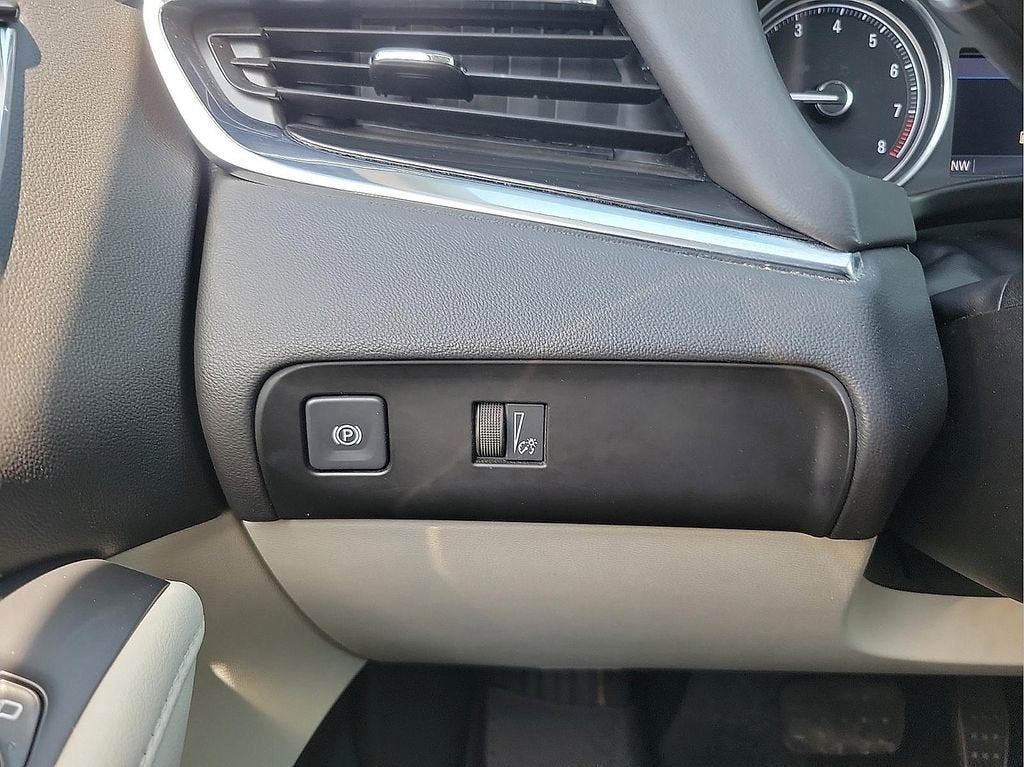 2022 Buick Enclave Essence