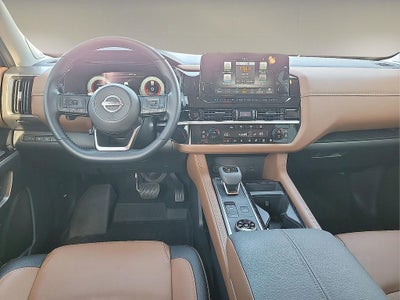 2025 Nissan Pathfinder Platinum