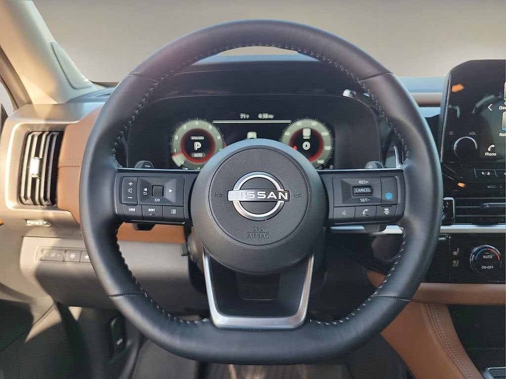 2025 Nissan Pathfinder Platinum