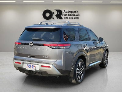 2025 Nissan Pathfinder Platinum