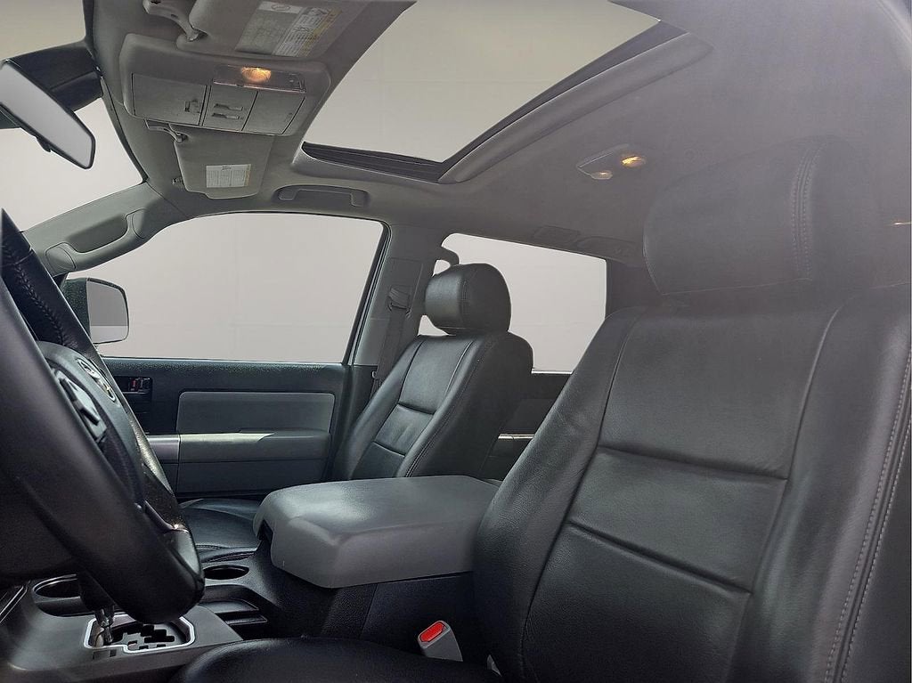 2018 Toyota Sequoia SR5