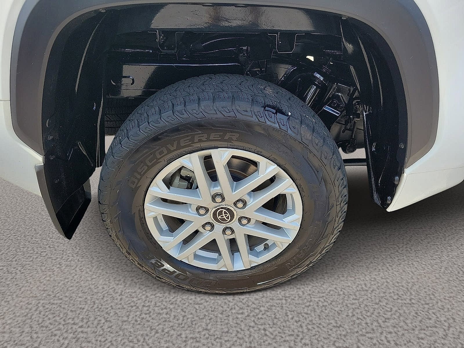 2024 Toyota Tundra 4WD SR5