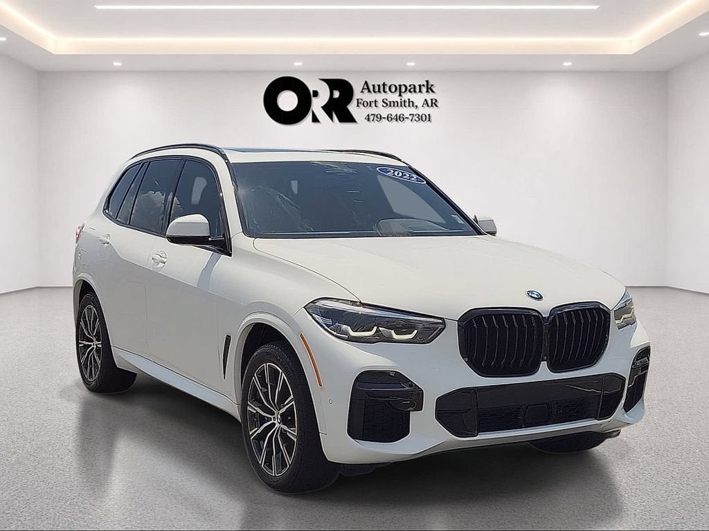 2022 BMW X5 M50i