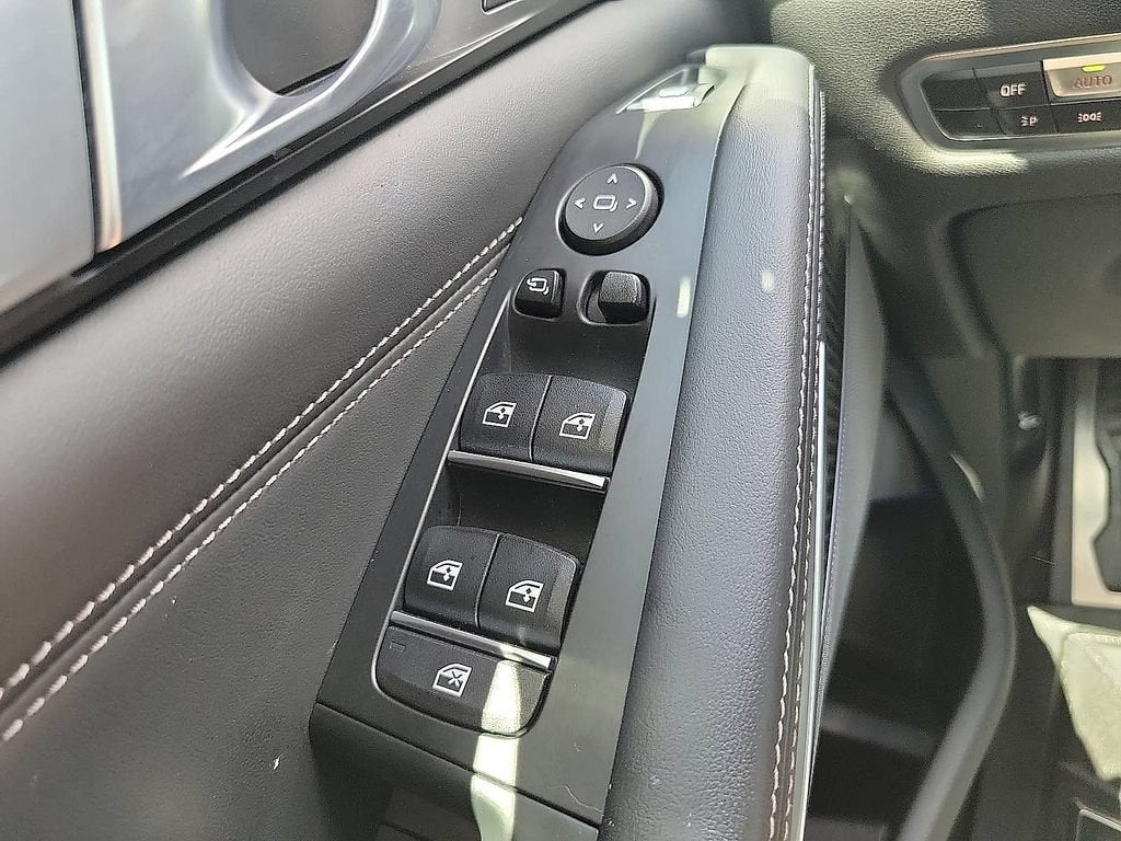 2022 BMW X5 M50i