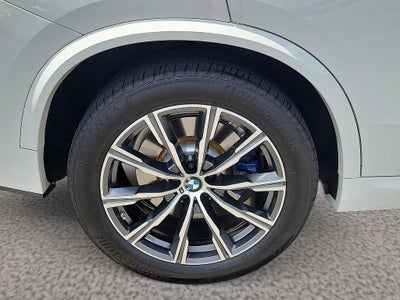 2022 BMW X5 M50i