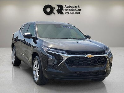 2025 Chevrolet Trax LS