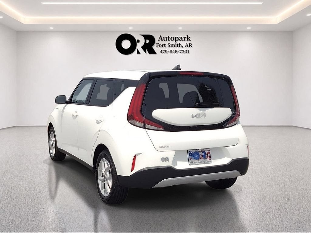 2024 Kia Soul LX