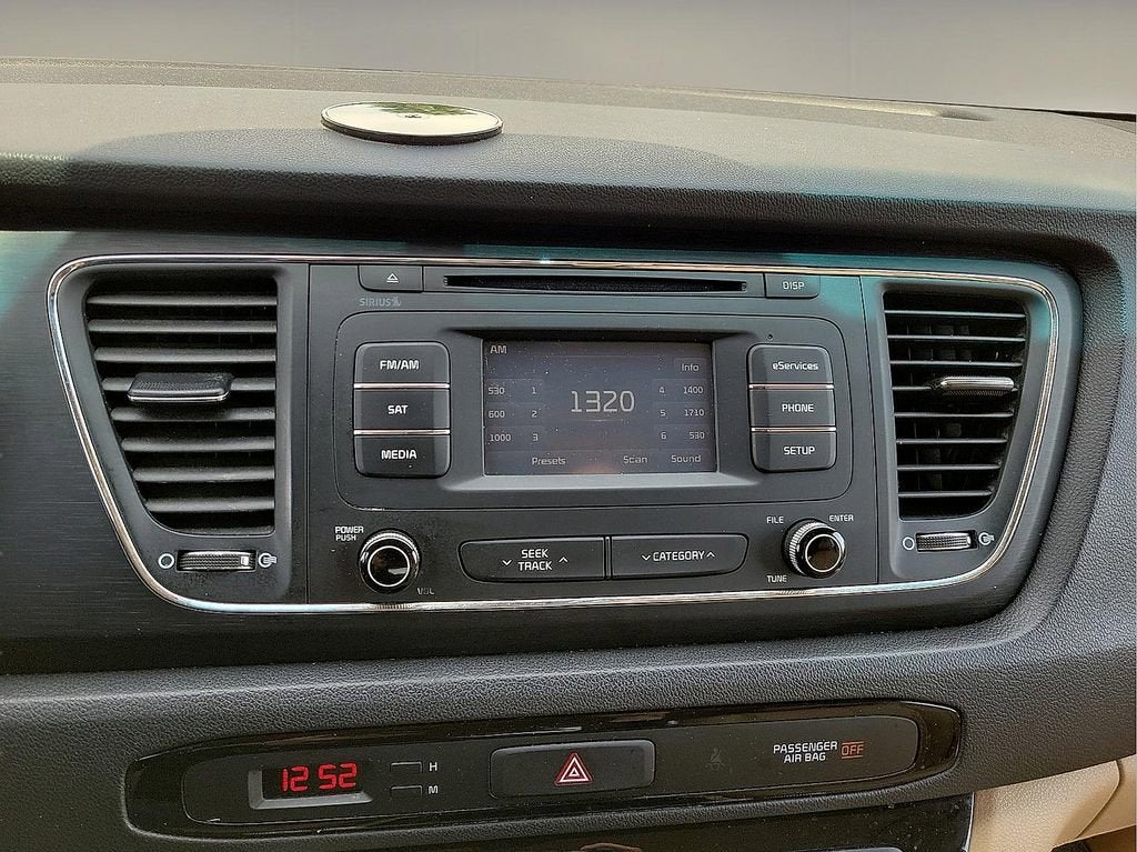 2016 Kia Sedona LX