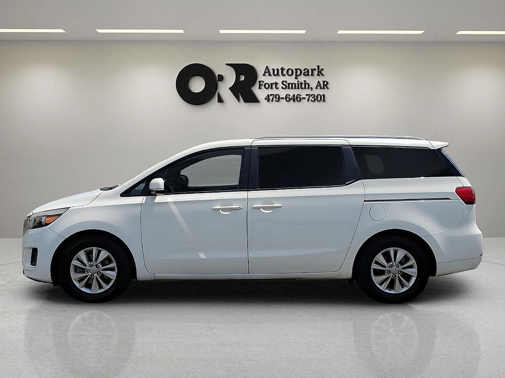 2016 Kia Sedona LX